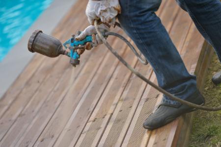 Easy Deck Painting Tips to DIY